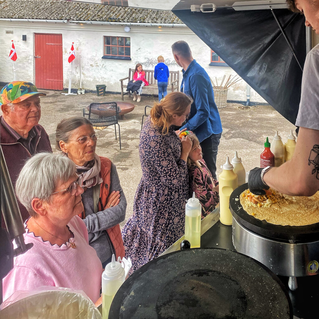 I Gislinge til fest med pandekager