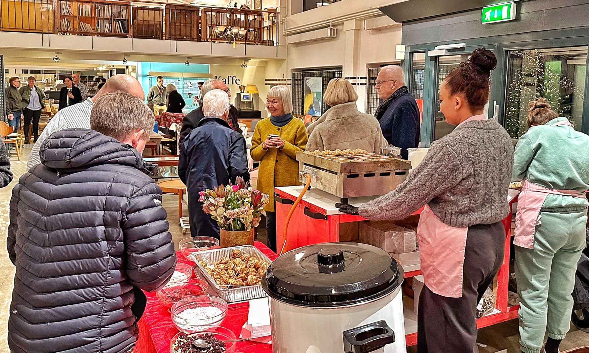 Smagfulde oplevelser med gløgg og æbleskiver i Aarhus