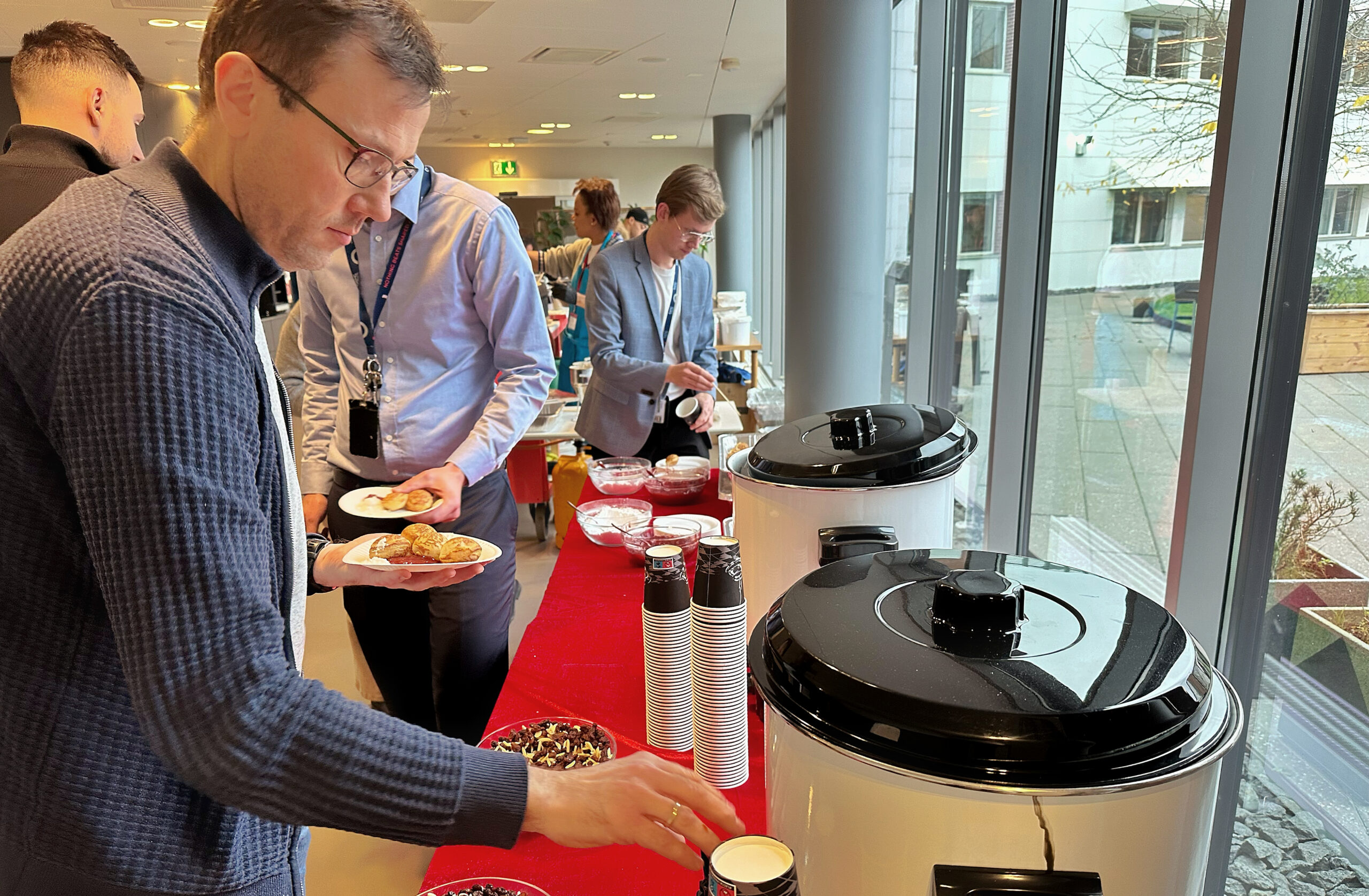 Stemning og hygge med gløgg og æbleskiver i Roskilde