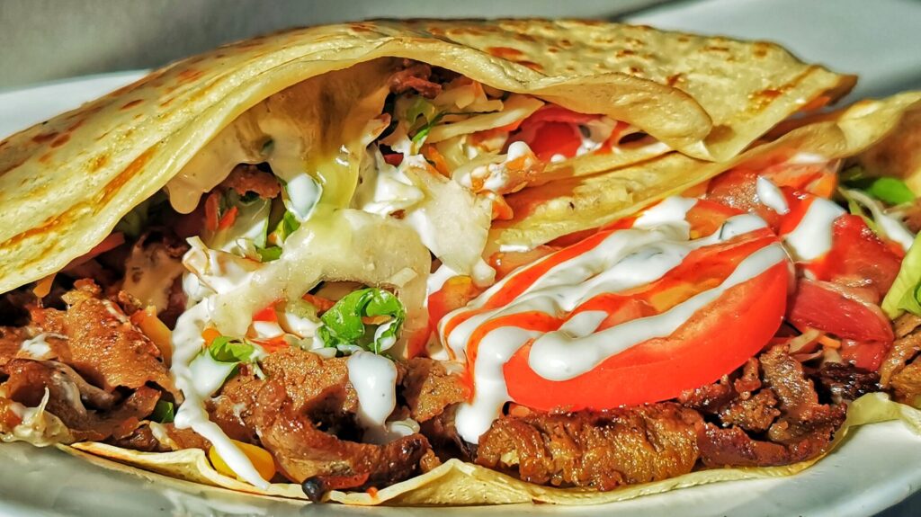 Læs mere om menuen med lækre store pandekager til dit arrangement.