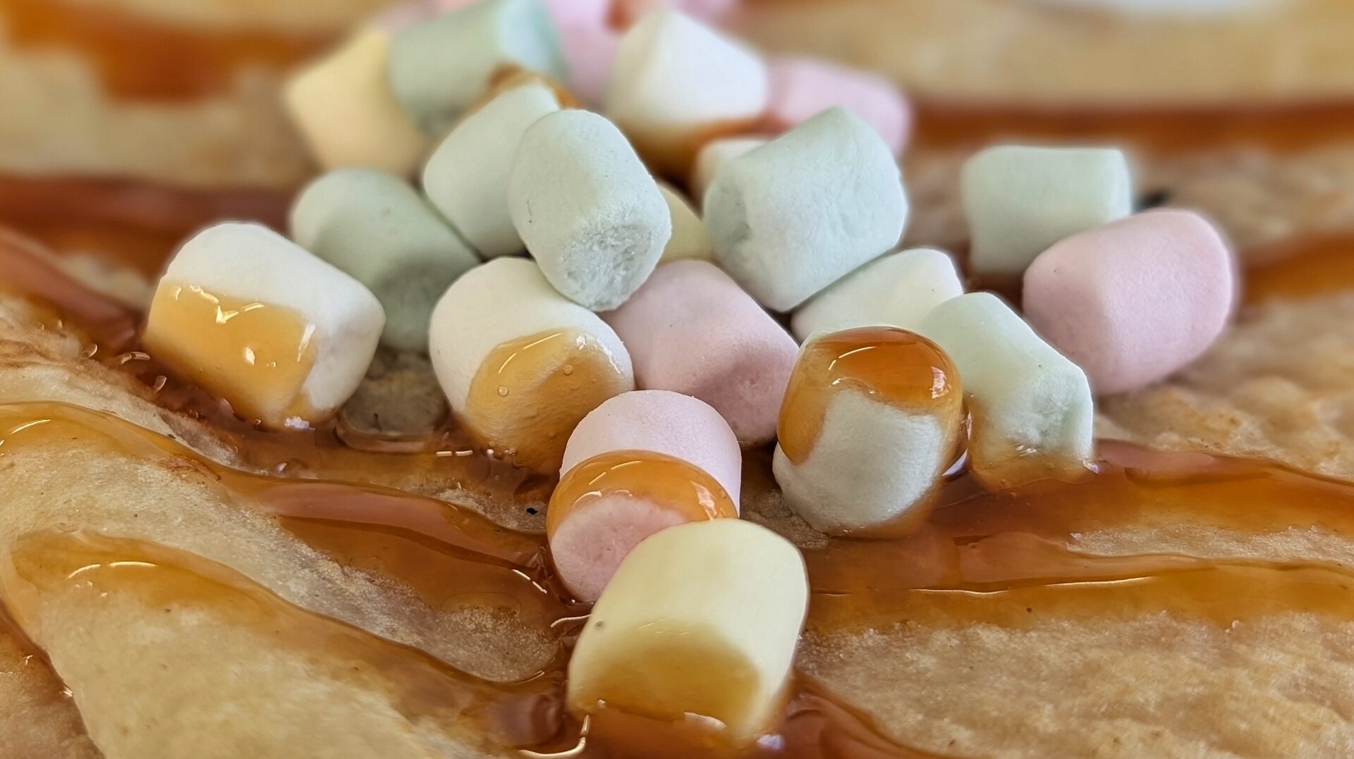 Søde pandekager i Køge hos Addere Revision